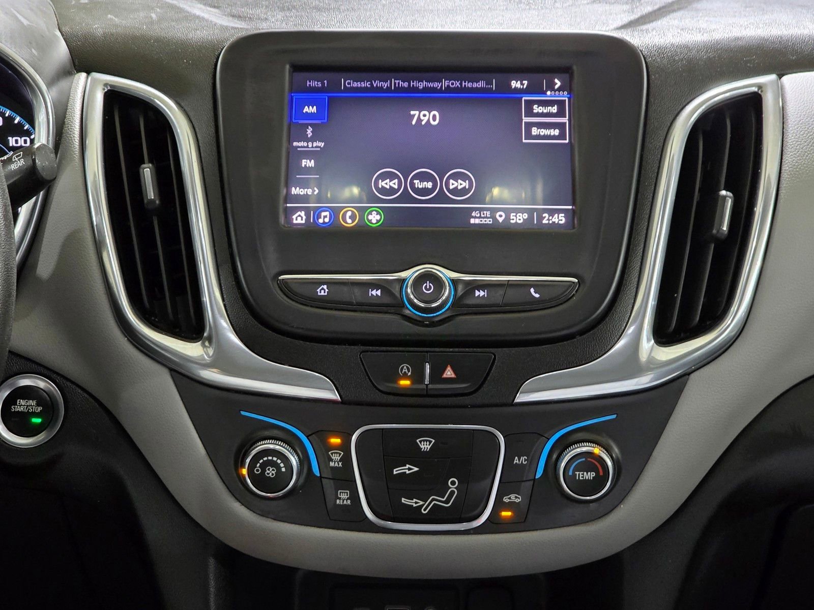 Used 2022 Chevrolet Equinox LS image 25