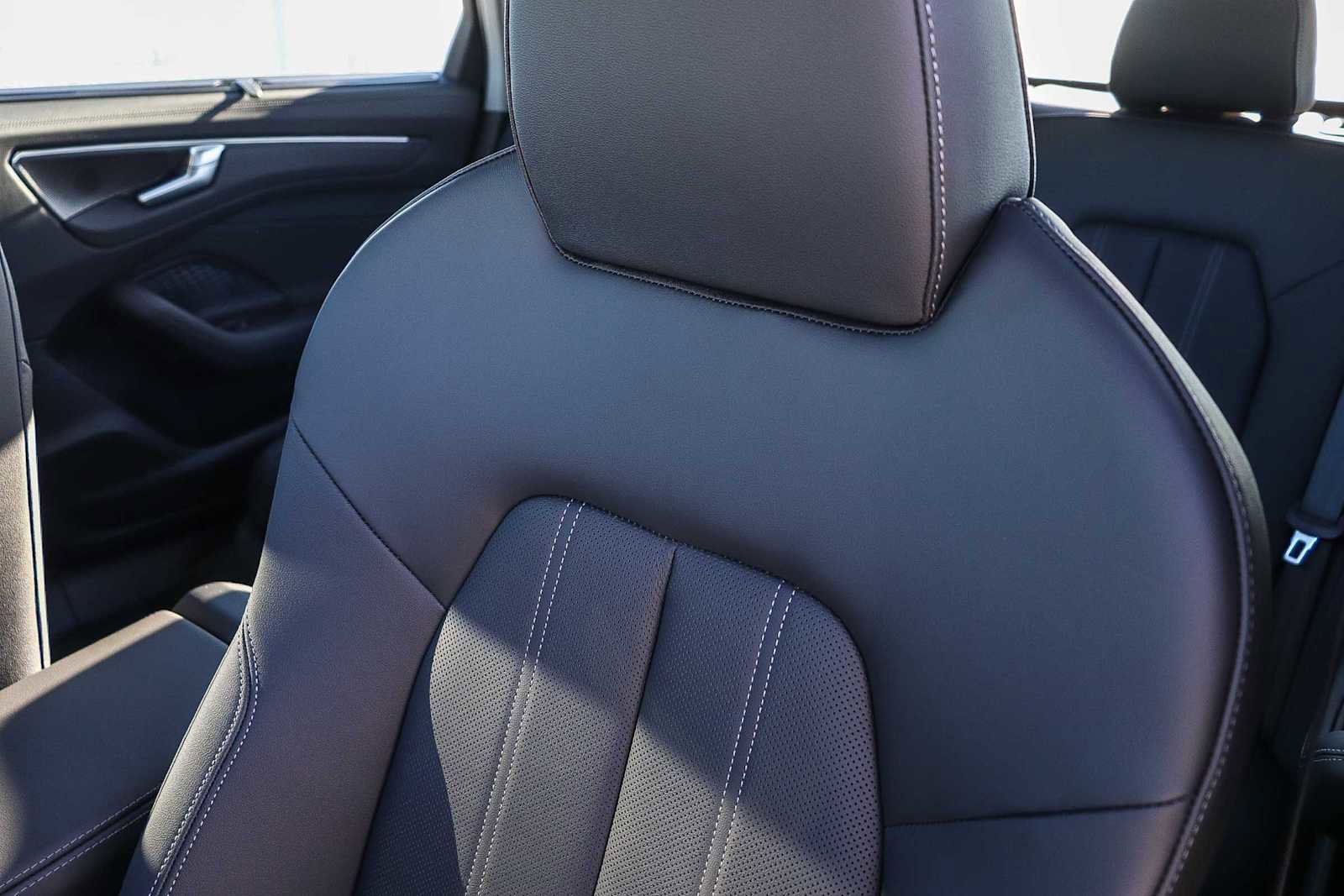 New 2026 Audi A6 Premium Plus image 35