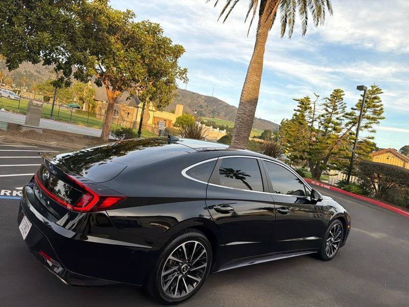 Used 2021 Hyundai Sonata Limited w/ Preferred Accessory Package FWD image 18
