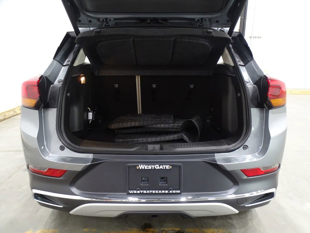 Used 2023 Buick Encore GX Essence w/ Experience Buick Package image 8