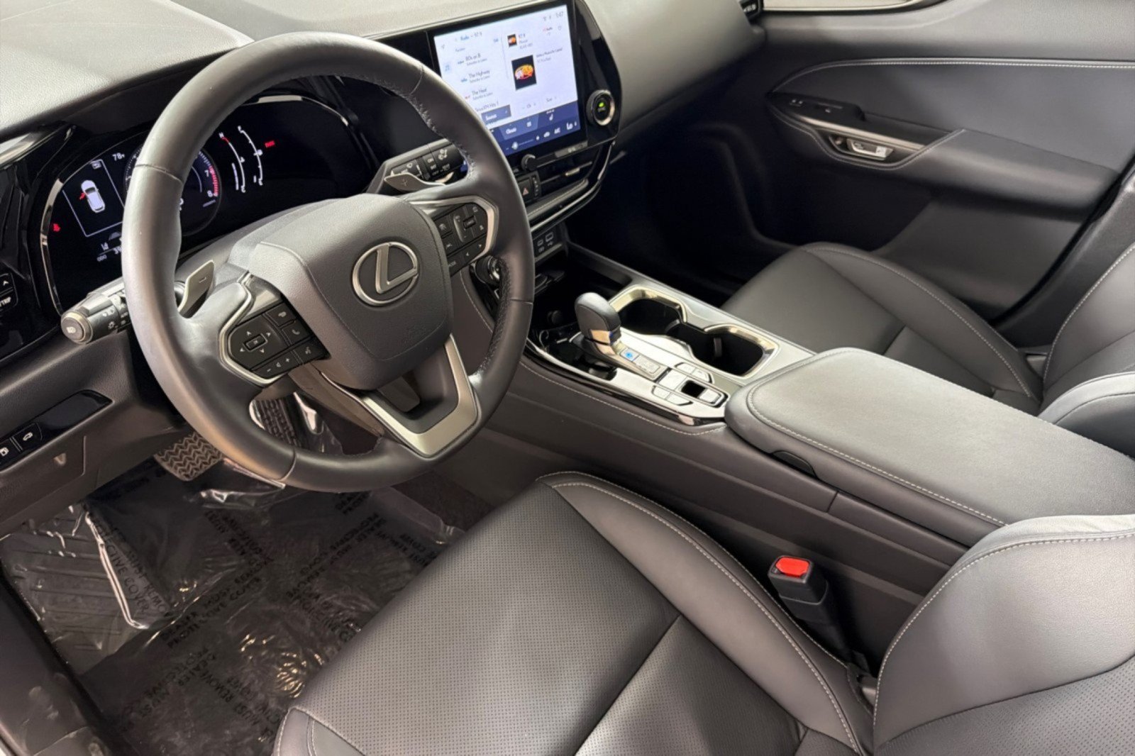 Used 2022 Lexus NX 250 AWD w/ Cold Area Package image 9