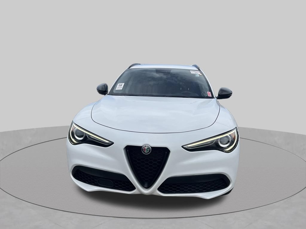 Used 2019 Alfa Romeo Stelvio w/ Nero Edizione RWD image 2