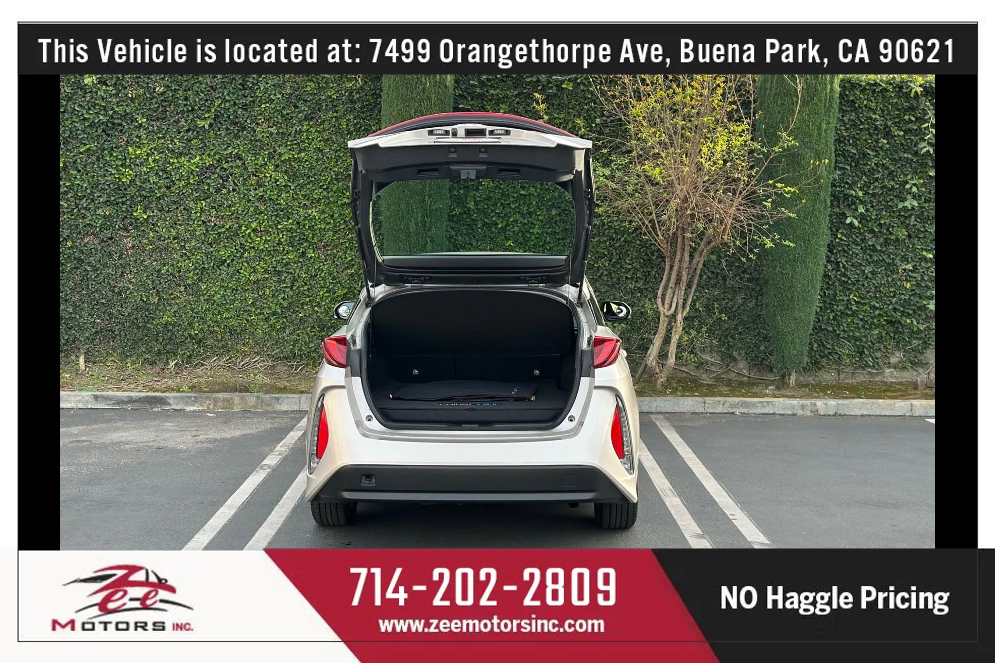 Used 2019 Toyota Prius Prime Plus w/ Carpet Mat Package FWD image 16