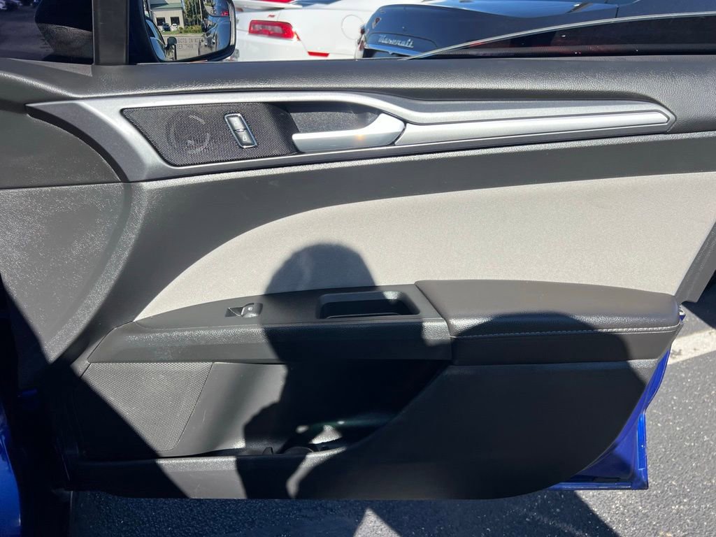 Used 2014 Ford Fusion S image 23