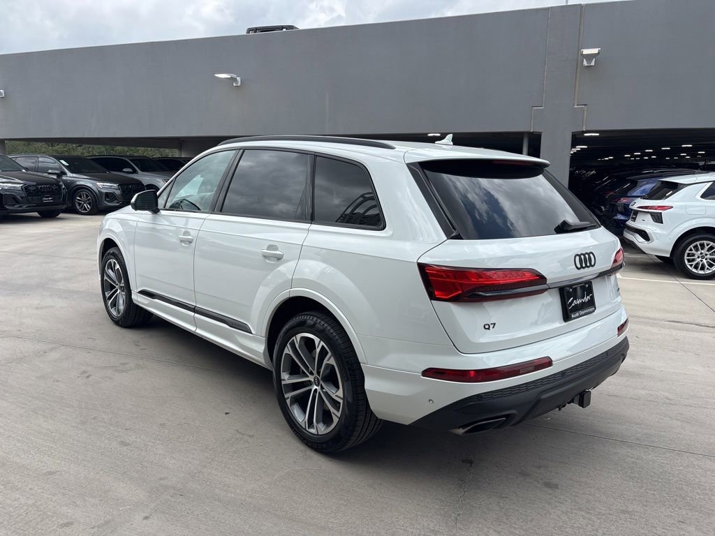 Certified 2026 Audi Q7 3.0T Premium w/ Convenience Plus Package AWD/4WD image 8