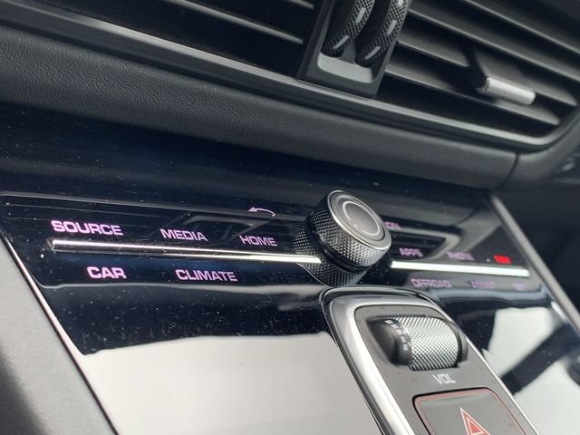 Used 2019 Porsche Cayenne Turbo AWD/4WD image 24