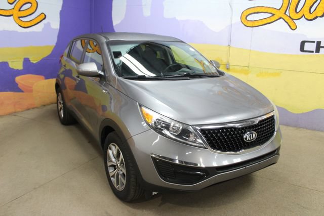 Used 2016 Kia Sportage LX AWD/4WD image 2