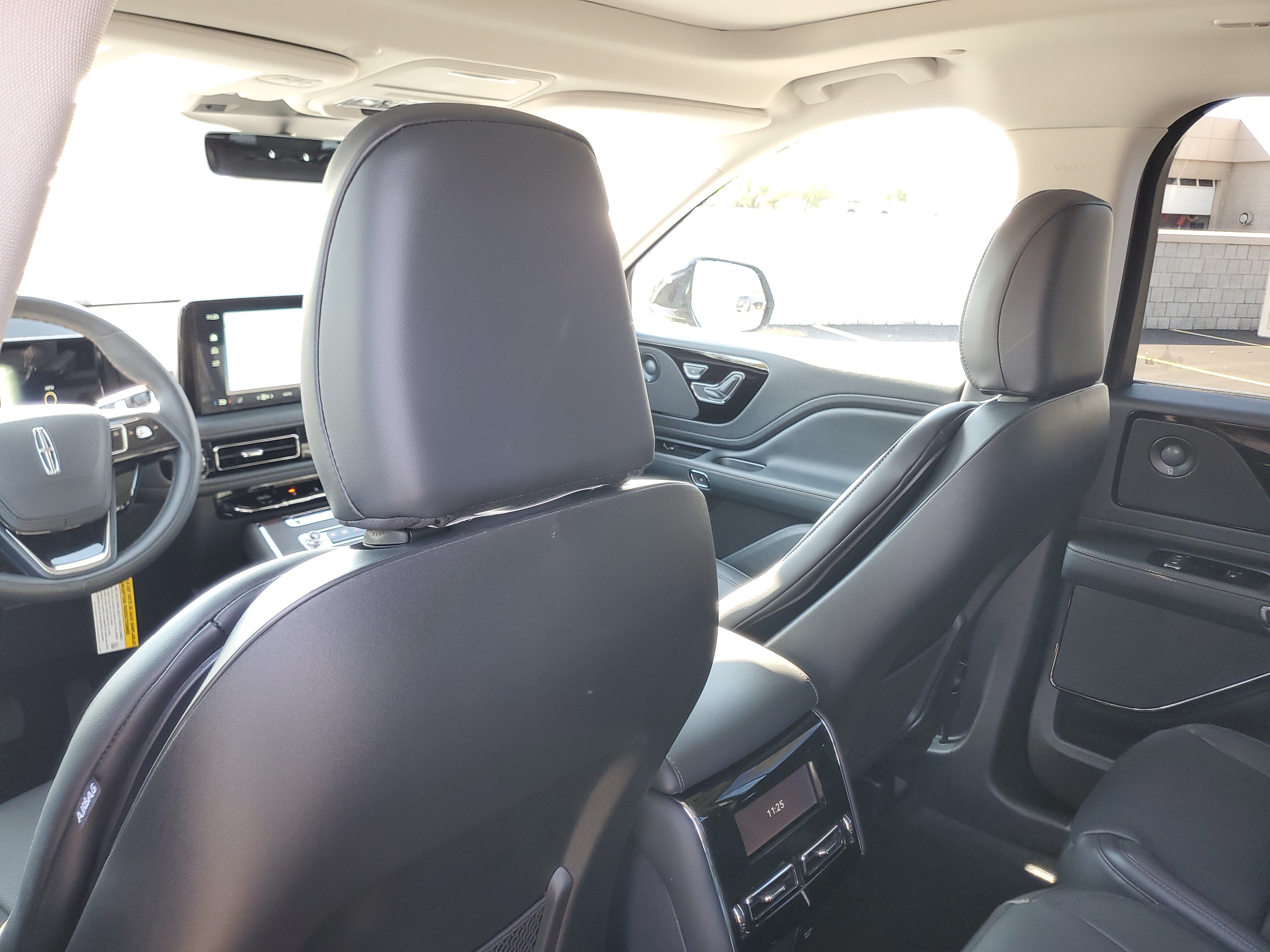 New 2027 Lincoln Aviator Reserve AWD/4WD image 24