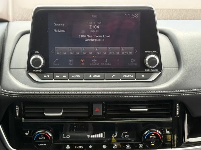 Used 2023 Nissan Rogue SL AWD/4WD image 12