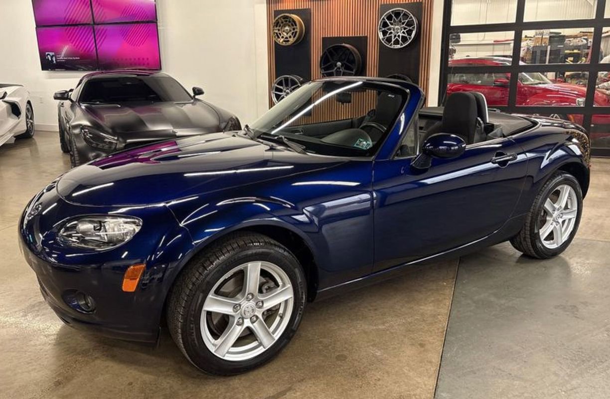 Used 2008 MAZDA MX-5 Miata Sport