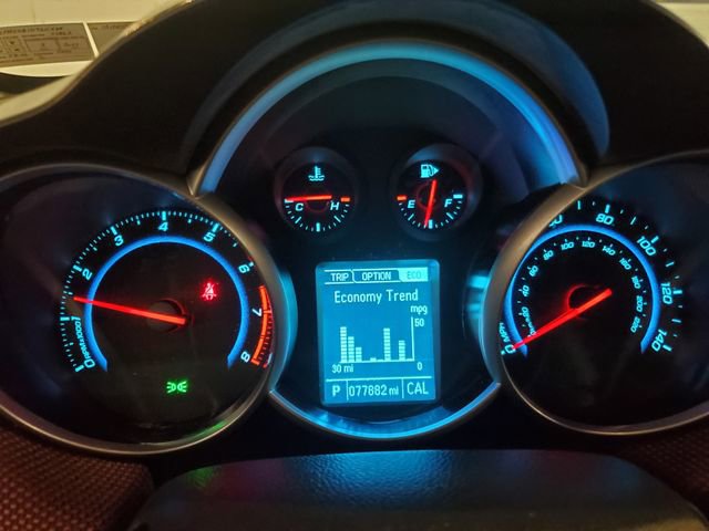 Used 2013 Chevrolet Cruze Eco w/ Enhanced Safety Package image 17