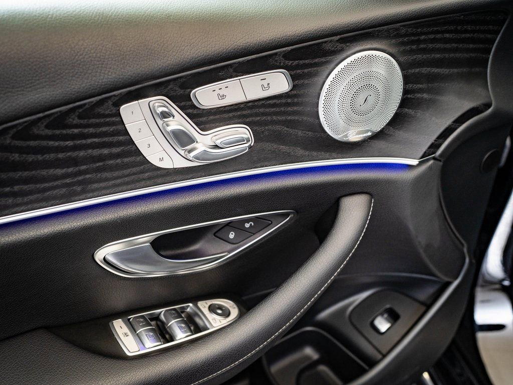 Used 2018 Mercedes-Benz E 400 4MATIC Sedan image 23