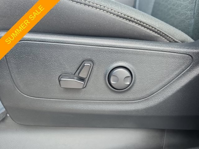 Used 2025 RAM 1500 Big Horn RWD image 16