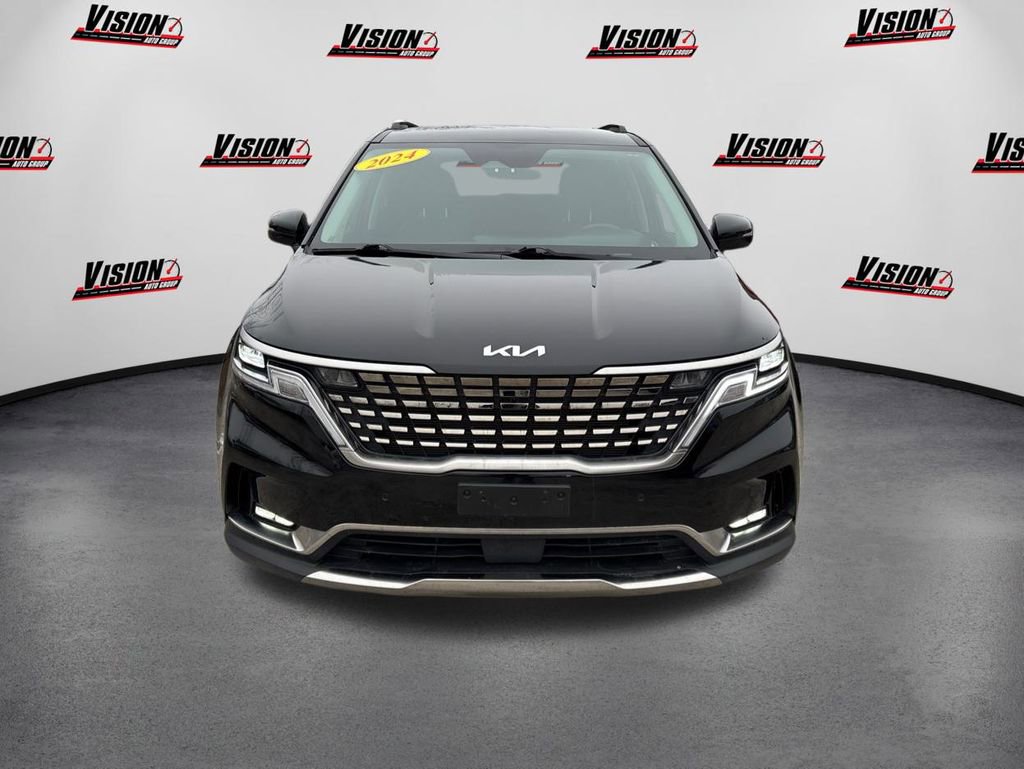 Used 2024 Kia Carnival SX video 2