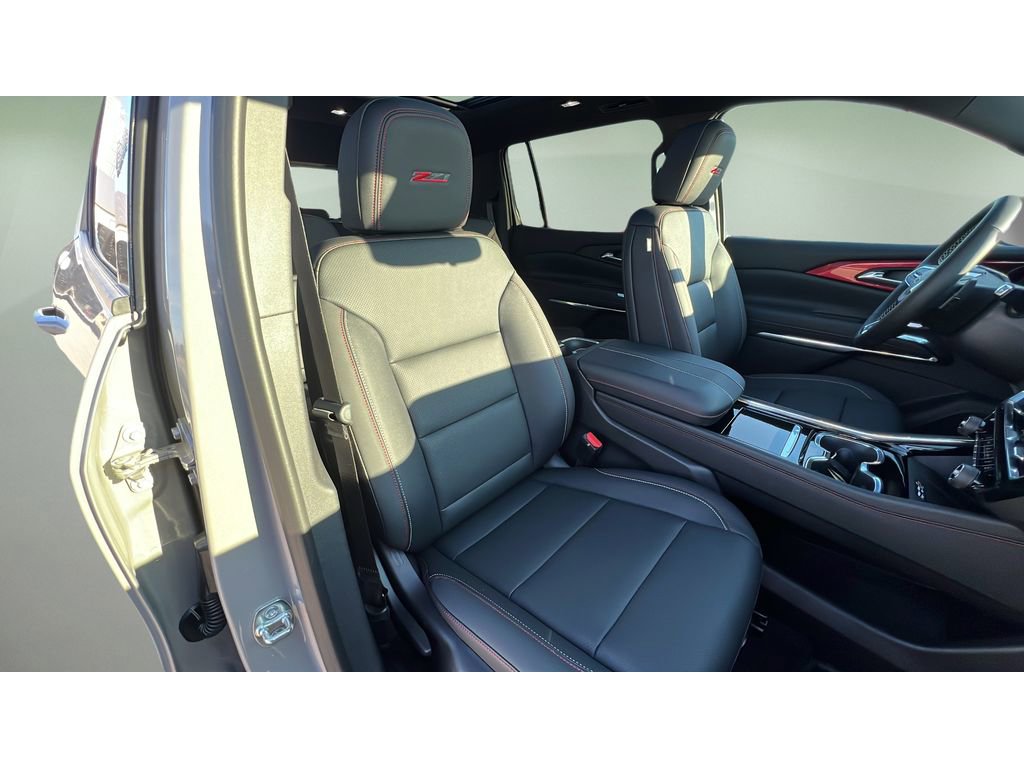 New 2026 Chevrolet Traverse Z71 w/ Driver Confidence Package image 32