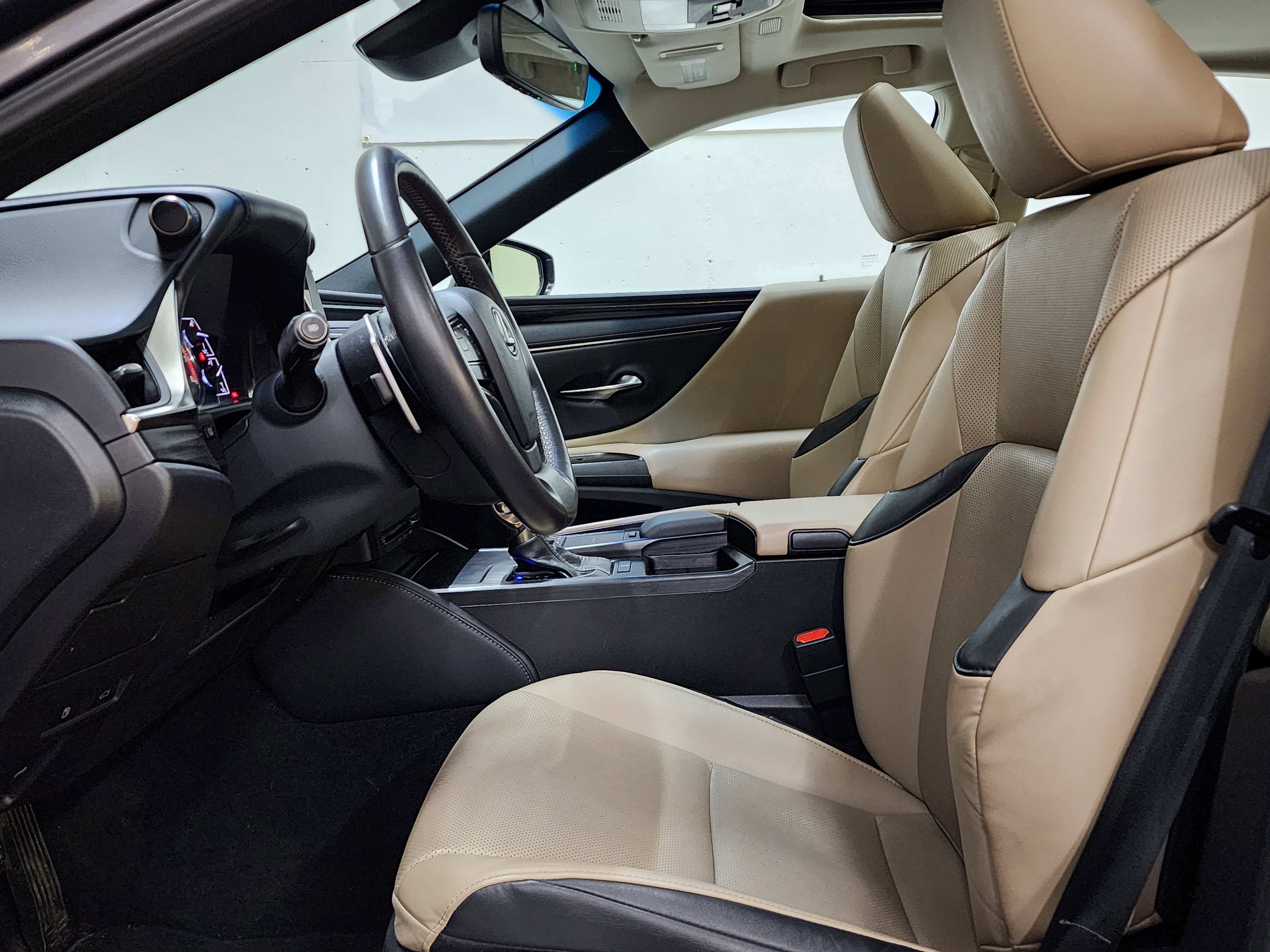 Used 2019 Lexus ES 350 w/ Accessory Package 2 image 14