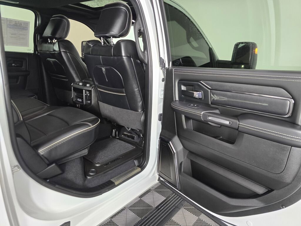 Used 2024 RAM 2500 Limited image 39