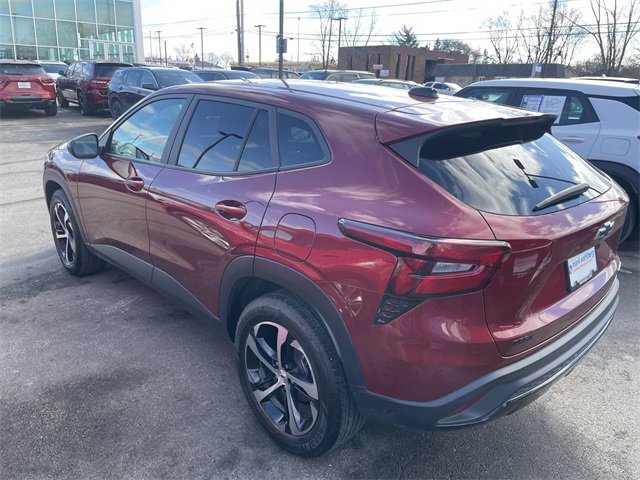 Used 2024 Chevrolet Trax RS w/ Driver Confidence Package image 5