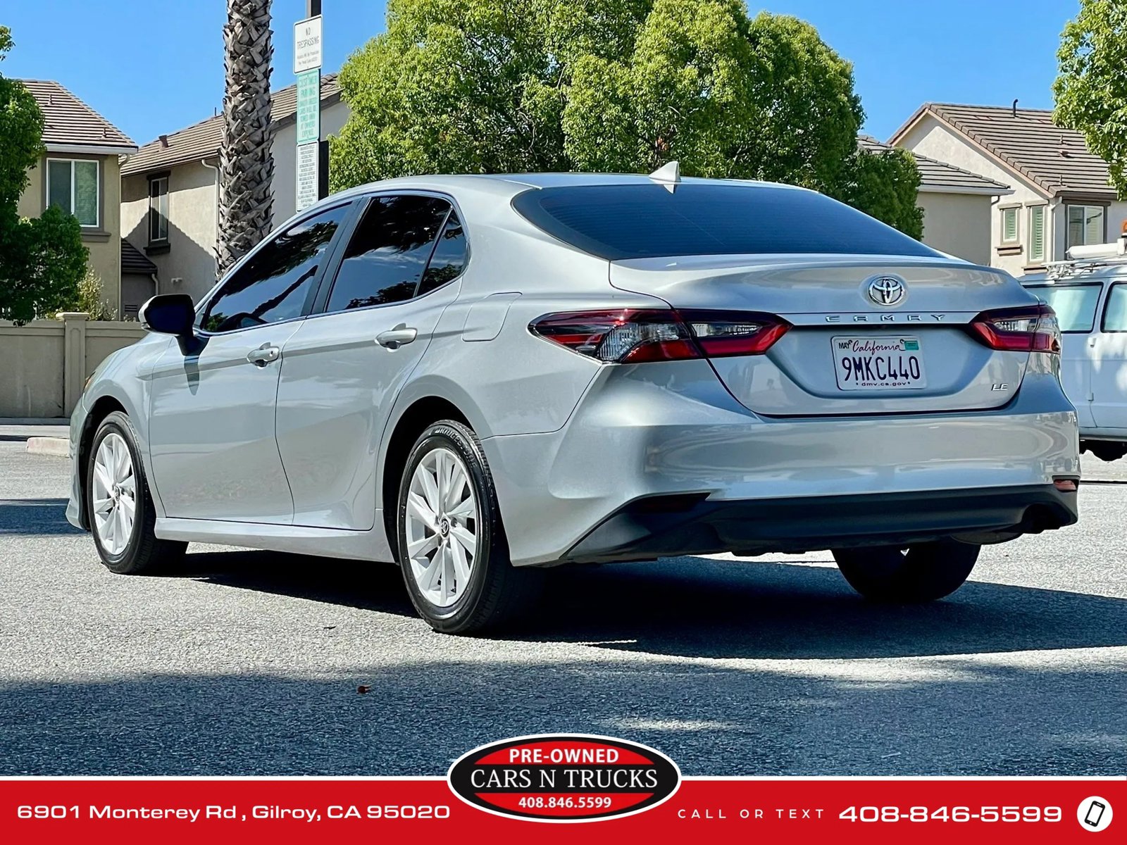 Used 2024 Toyota Camry LE w/ Convenience Package FWD image 4