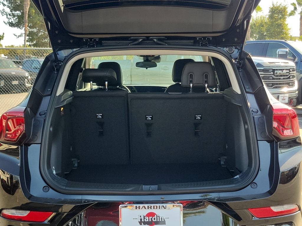 New 2026 Buick Encore GX Sport Touring FWD image 6