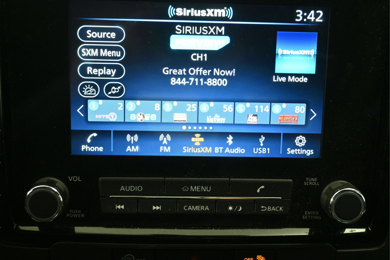 Certified 2024 Nissan Frontier SL w/ Technology Package AWD/4WD image 16