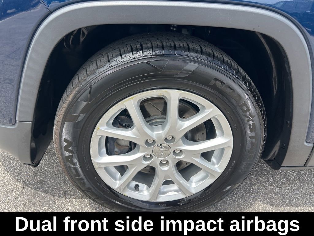 Used 2018 Jeep Cherokee Latitude image 18