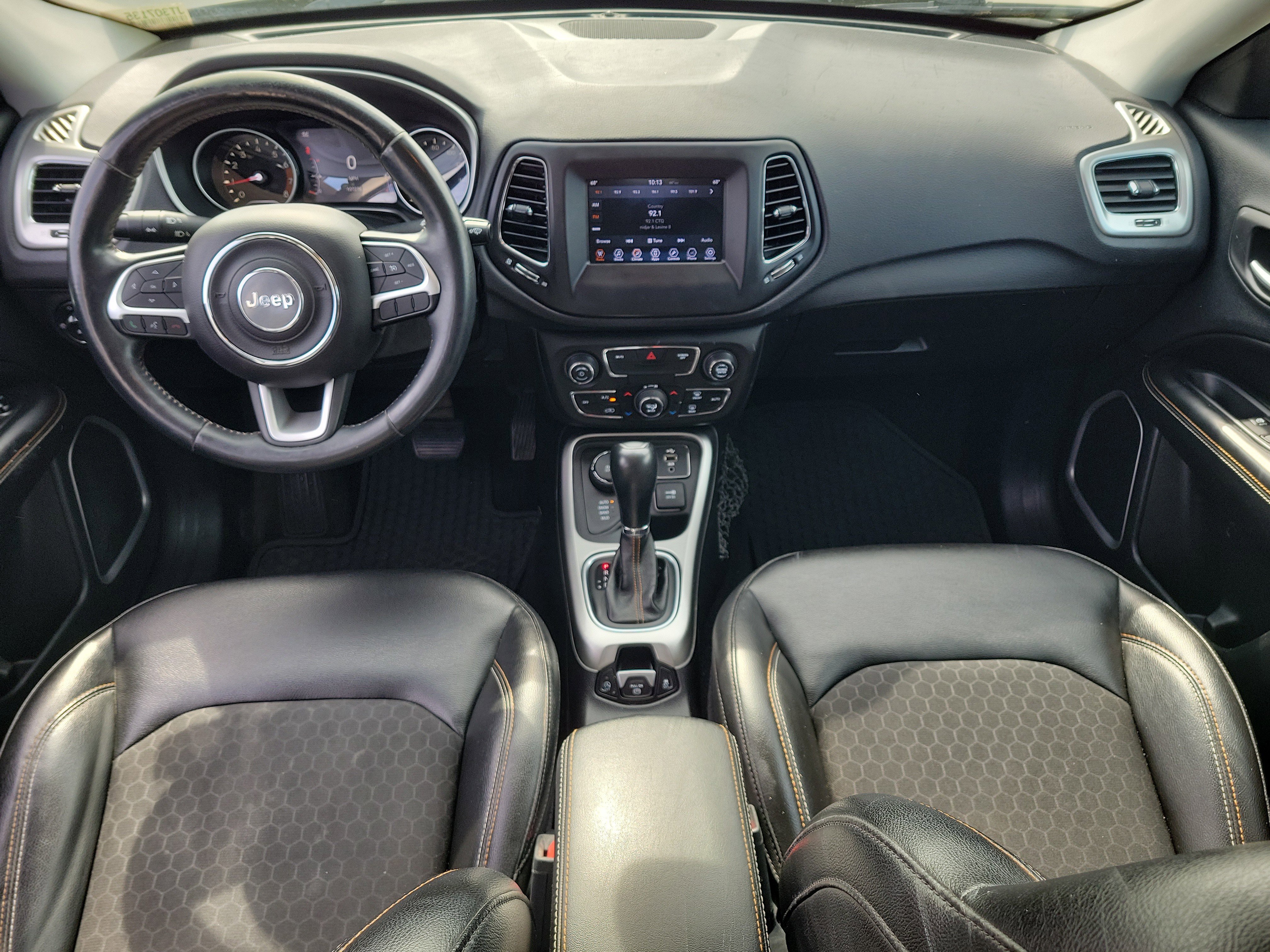 Used 2018 Jeep Compass Latitude w/ Popular Equipment Group AWD/4WD image 16