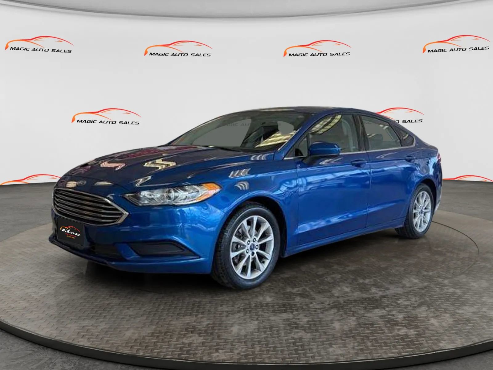 Used 2017 Ford Fusion SE w/ Fusion SE Technology Package image 1