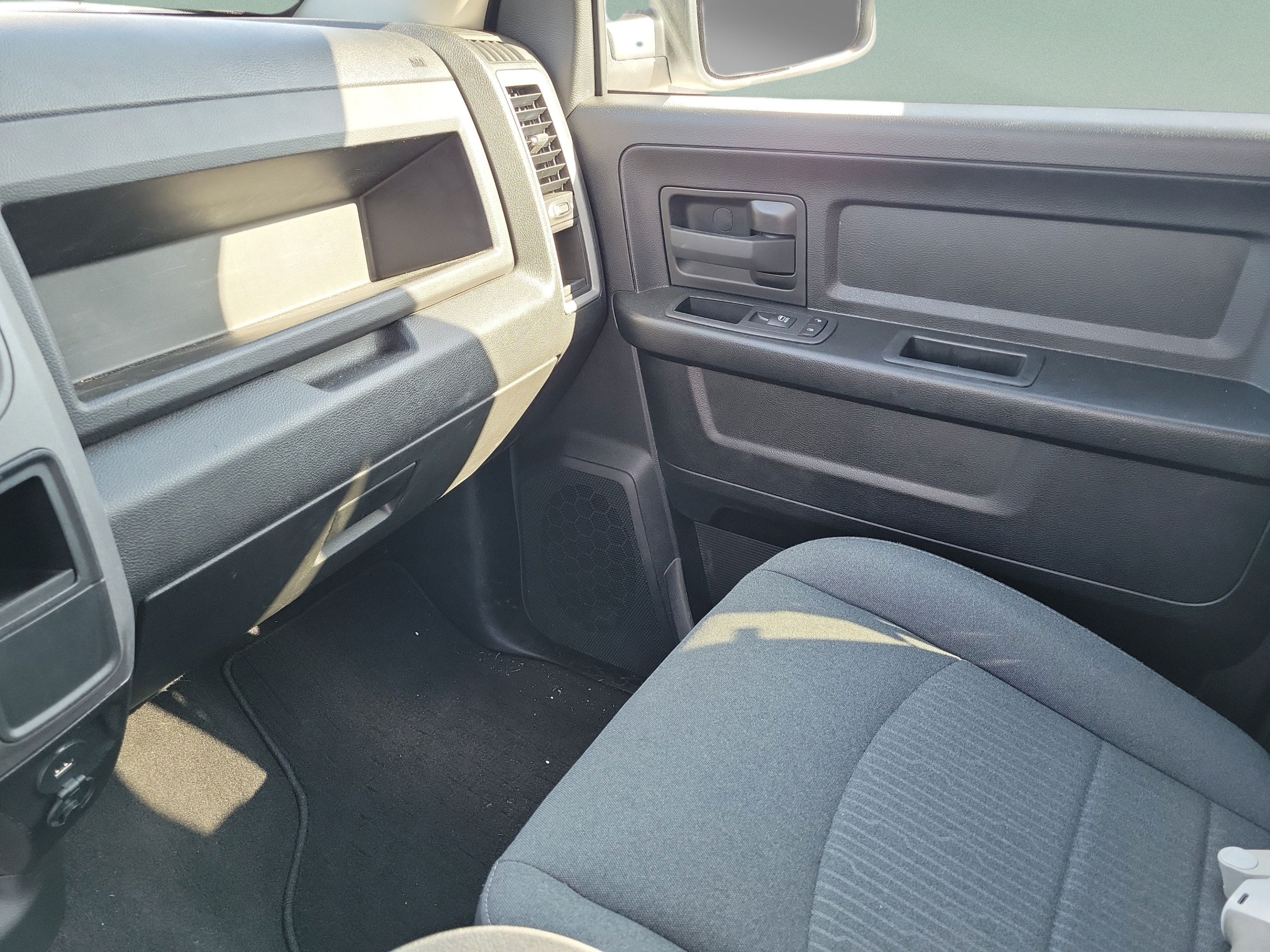 Certified 2024 RAM 1500 Tradesman w/ Popular Equipment Group RWD image 20