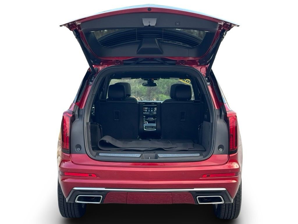 Certified 2025 Cadillac XT6 Premium Luxury image 15