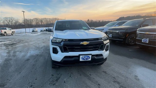 New 2026 Chevrolet Colorado LT image 3