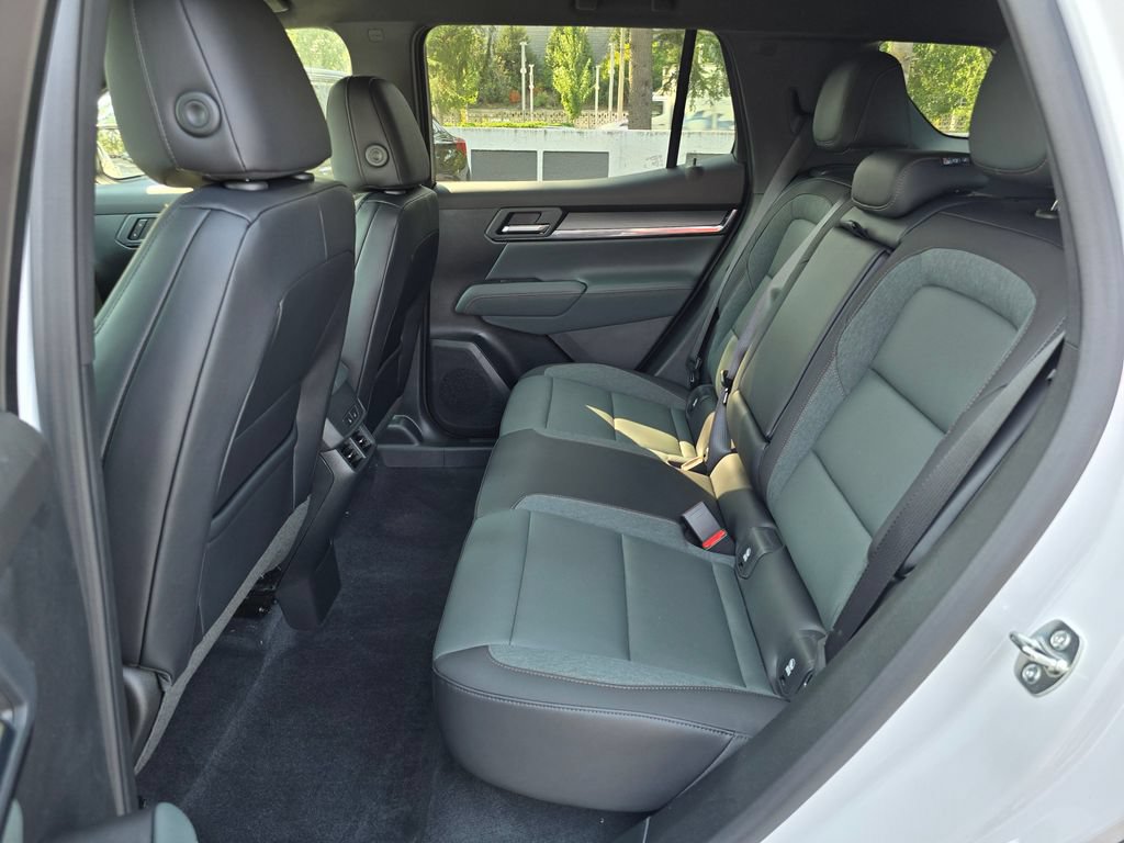 New 2026 GMC Terrain AT4 w/ Convenience Package III AWD/4WD image 16