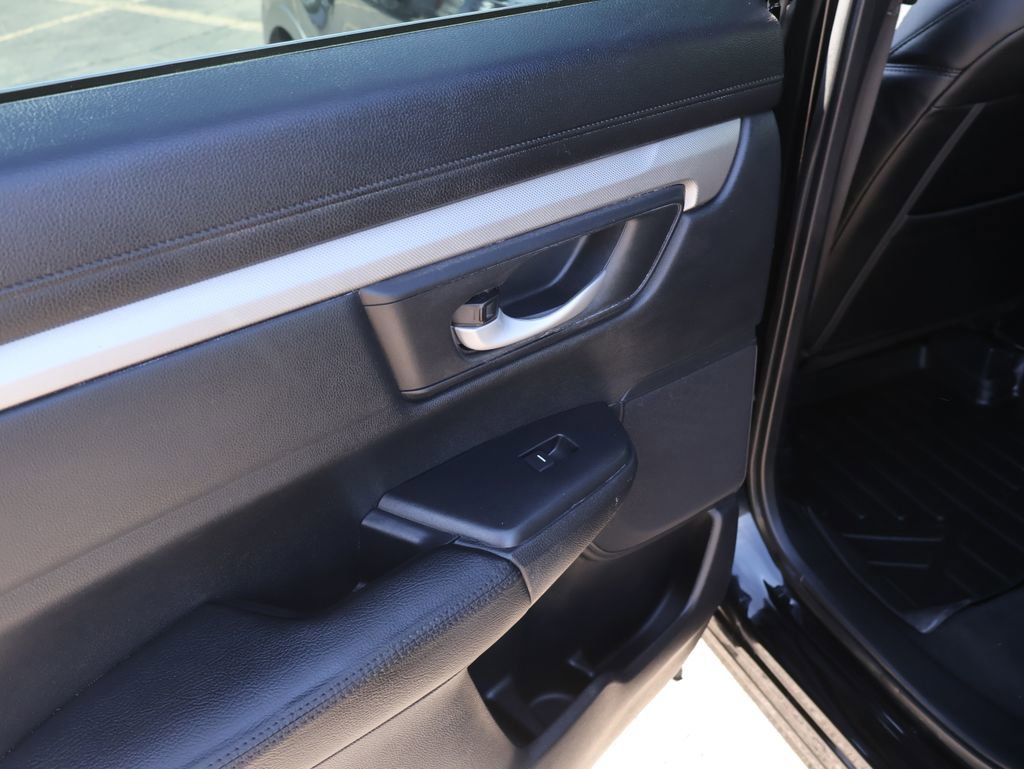 Used 2017 Honda CR-V LX image 13