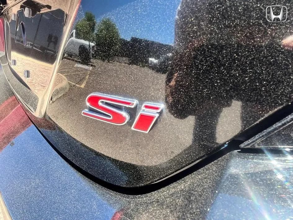 Used 2018 Honda Civic Si image 19