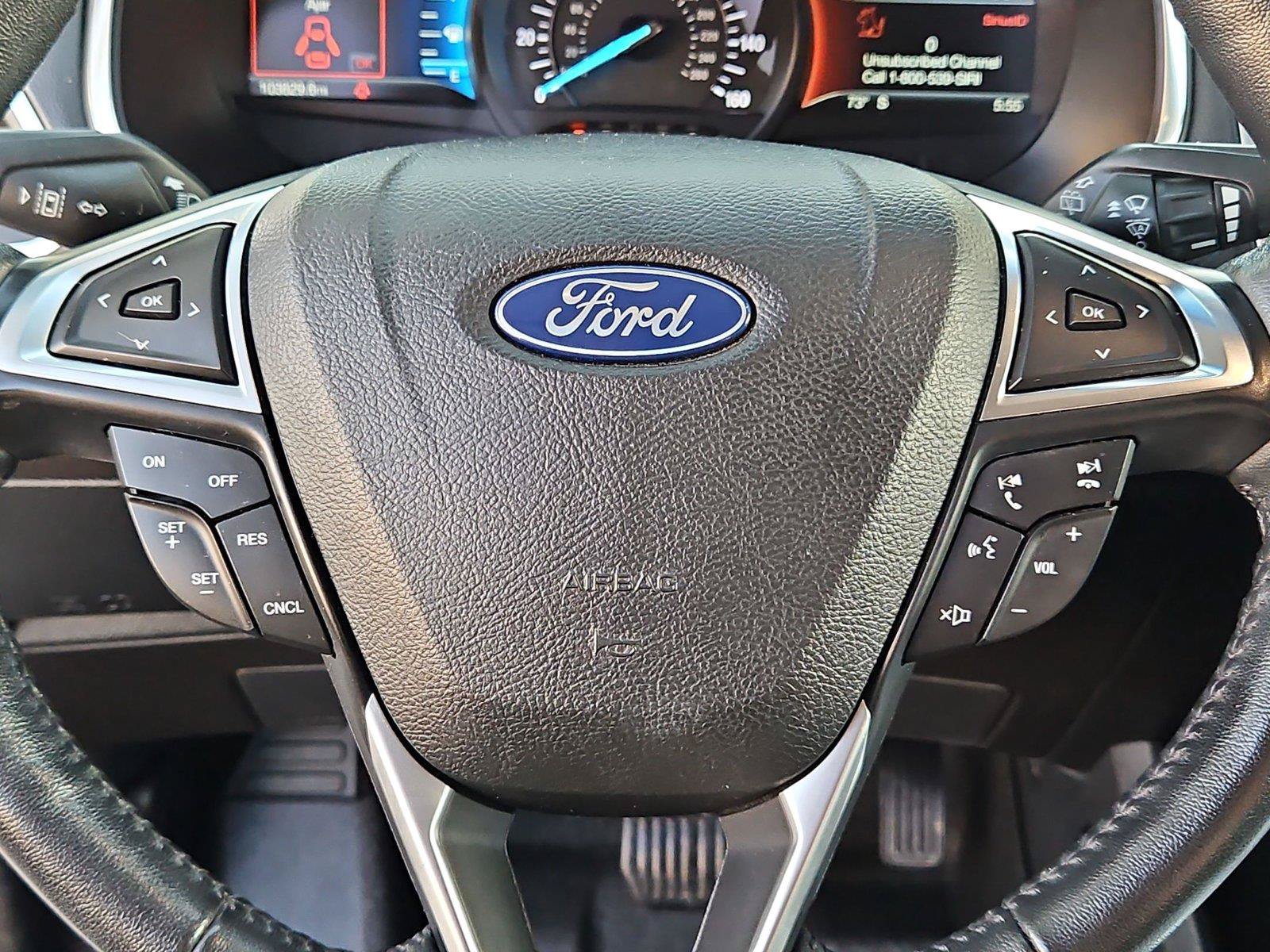 Used 2019 Ford Edge Titanium FWD image 16