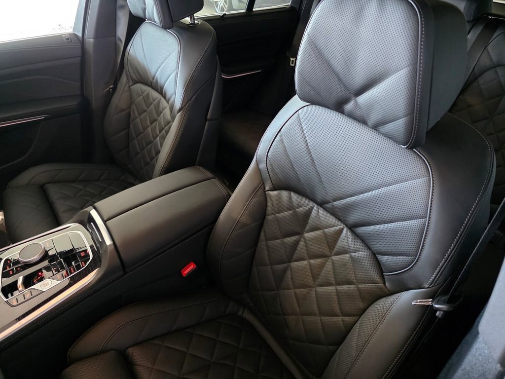 New 2026 BMW X5 sDrive40i RWD image 9