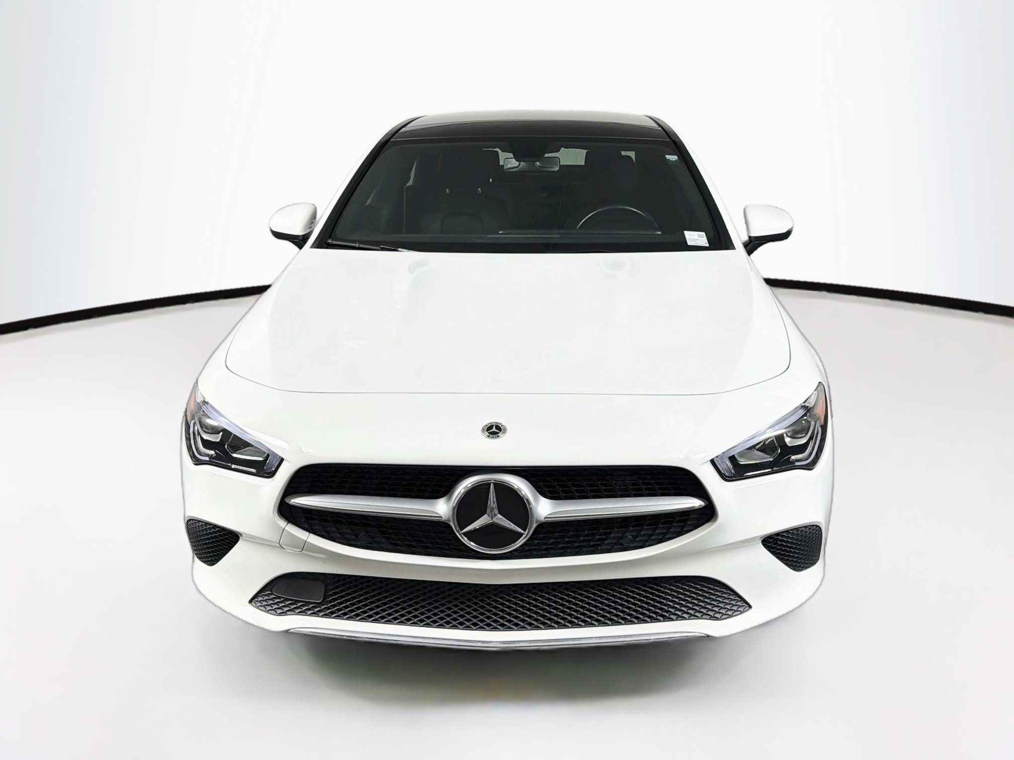 Used 2022 Mercedes-Benz CLA 250 image 2