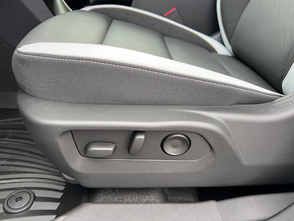 New 2026 Buick Envision Sport Touring AWD/4WD image 9