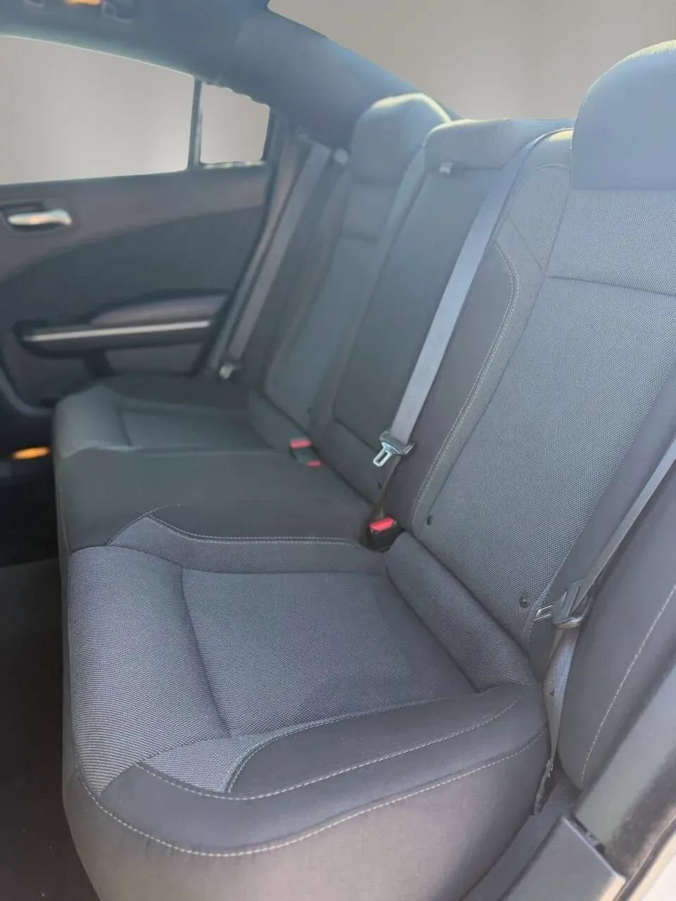 Used 2019 Dodge Charger SXT RWD image 18