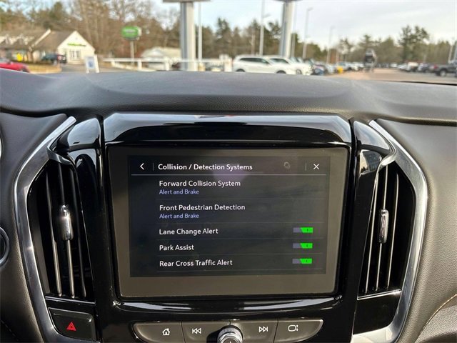 Used 2021 Chevrolet Traverse RS w/ LPO, Floor Liner Package image 33