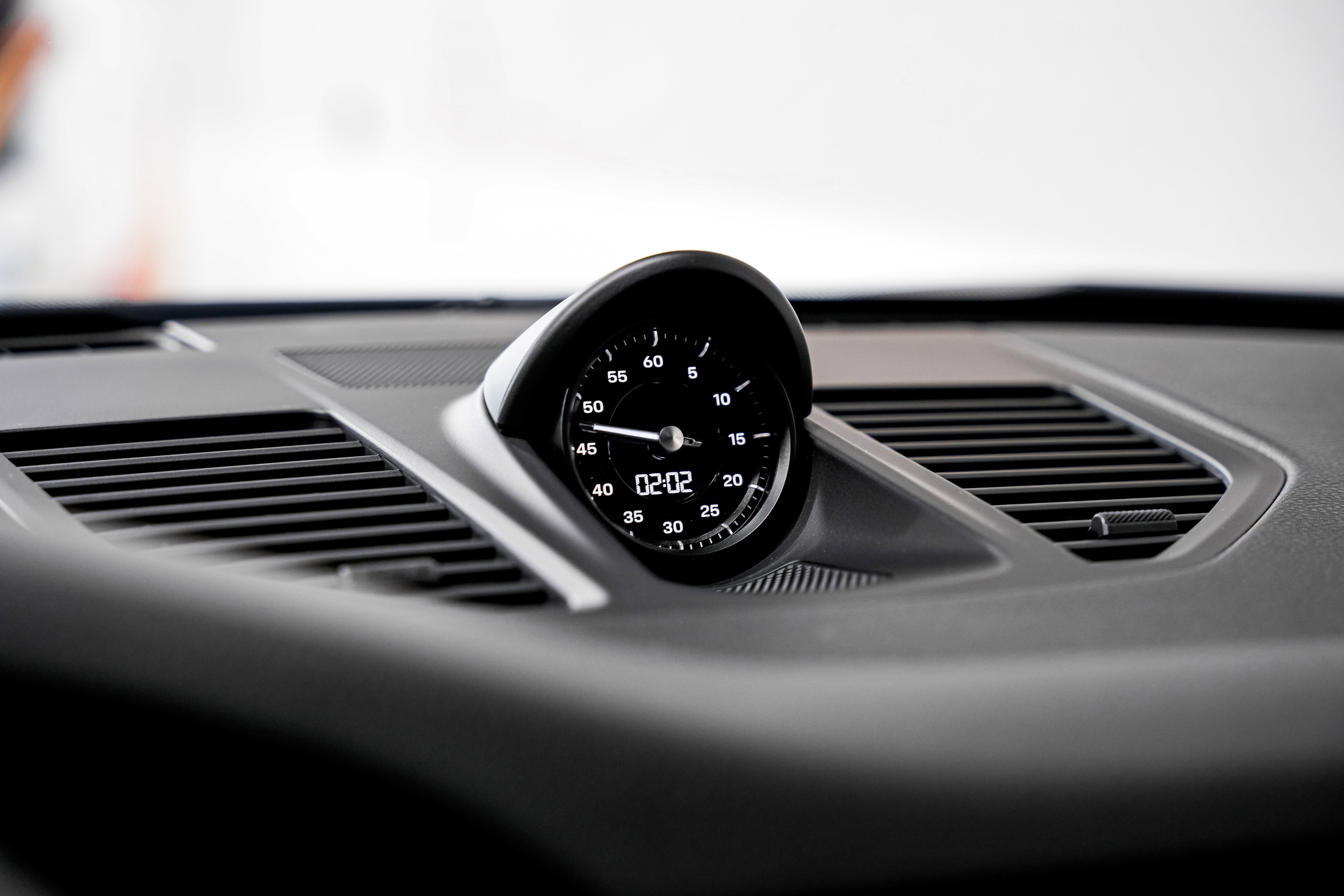 Used 2024 Porsche 911 Carrera S RWD image 12