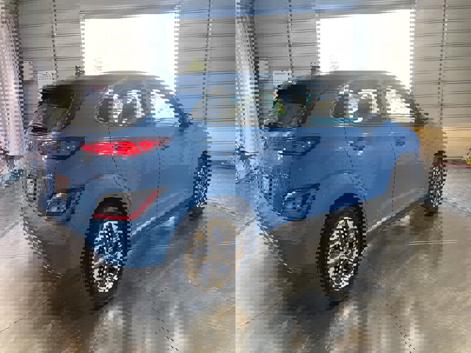 Used 2022 Hyundai Kona SEL image 6