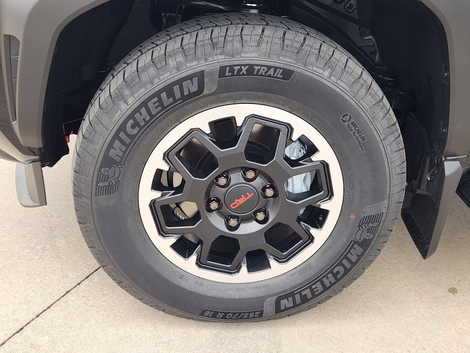 New 2026 Toyota 4Runner TRD Off-Road Premium w/ Tow Technology Package AWD/4WD image 13
