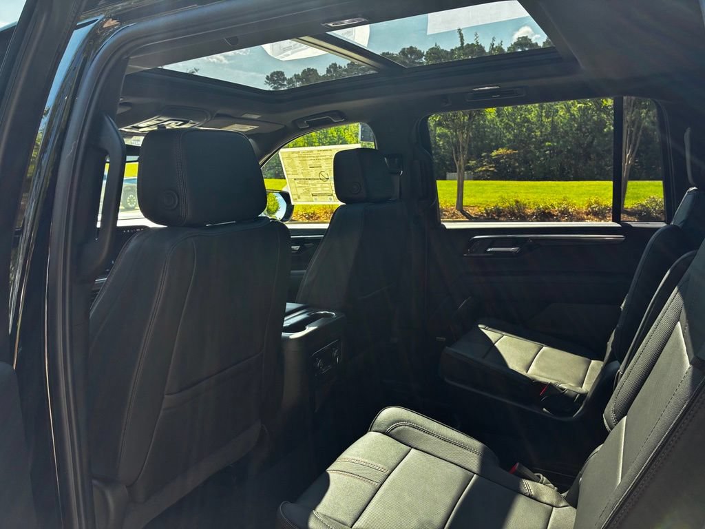 New 2026 Chevrolet Suburban RST w/ Comfort Package RWD image 20