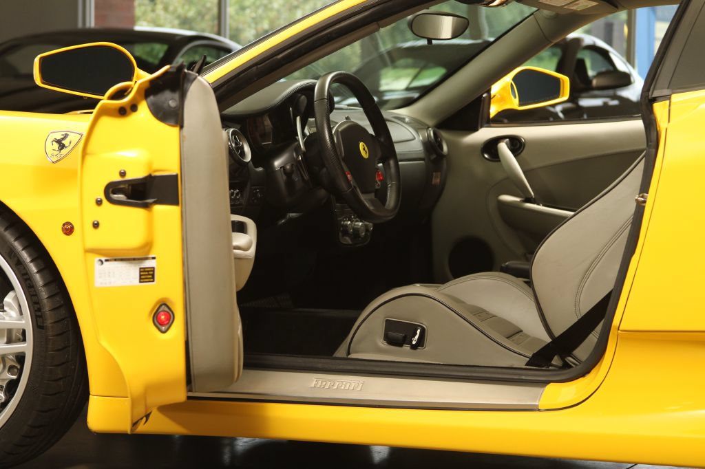 Used 2008 Ferrari F430 Coupe RWD image 2