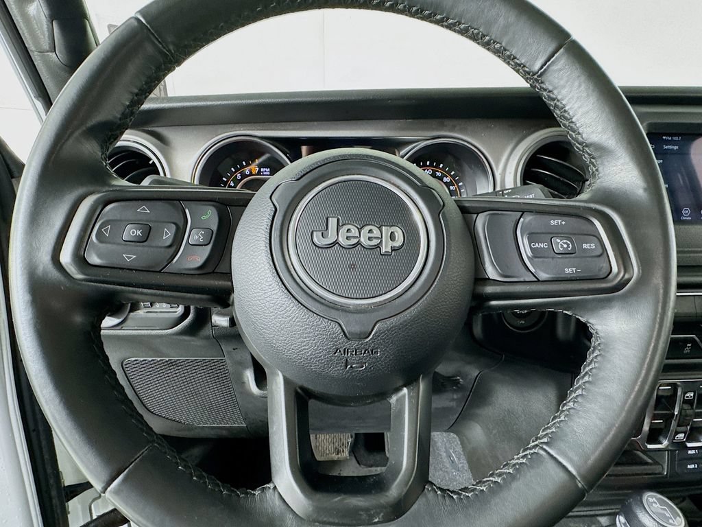Used 2021 Jeep Gladiator Sport AWD/4WD image 42
