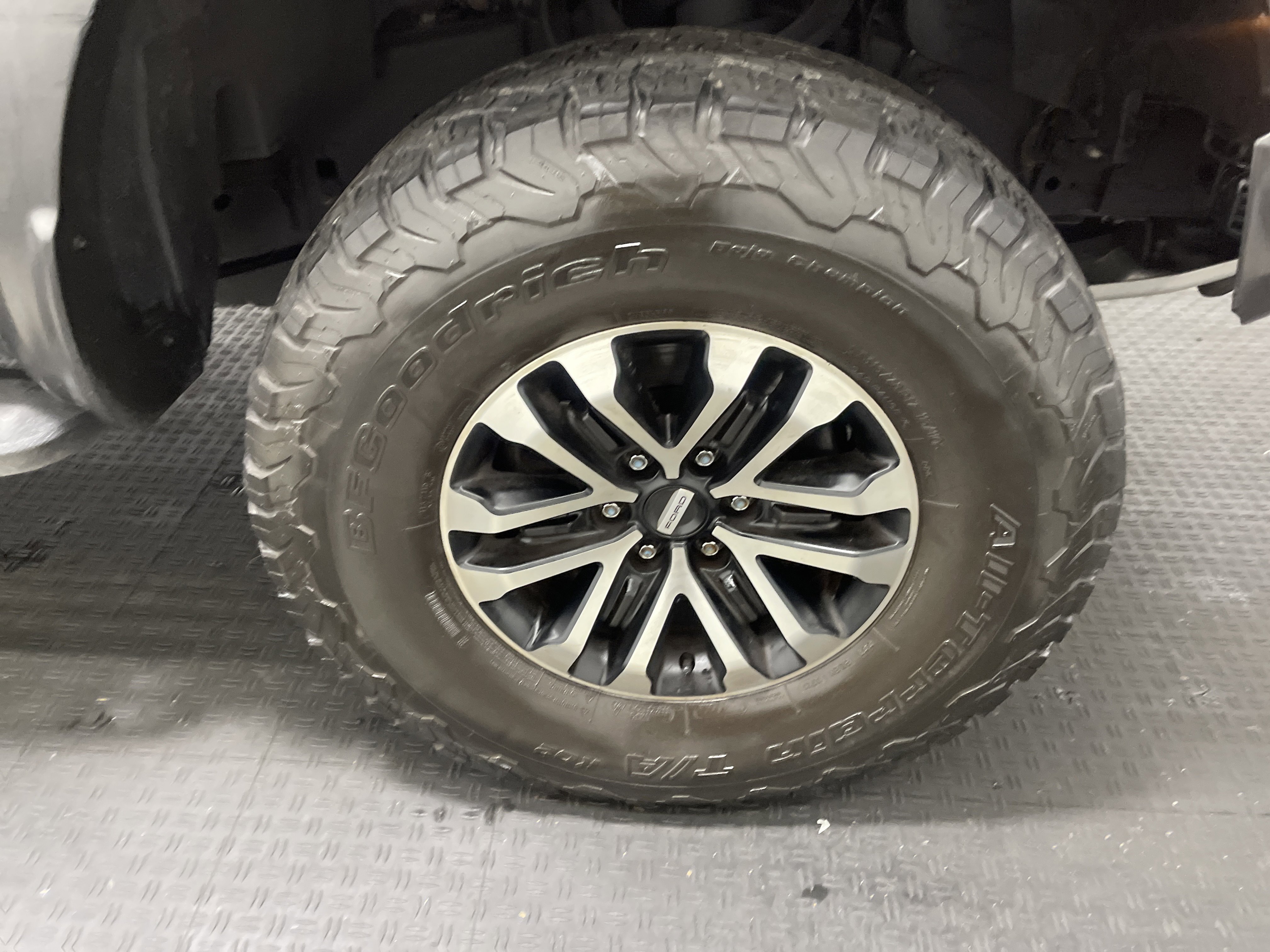 Used 2020 Ford F150 Raptor w/ Equipment Group 802A Luxury AWD/4WD image 27