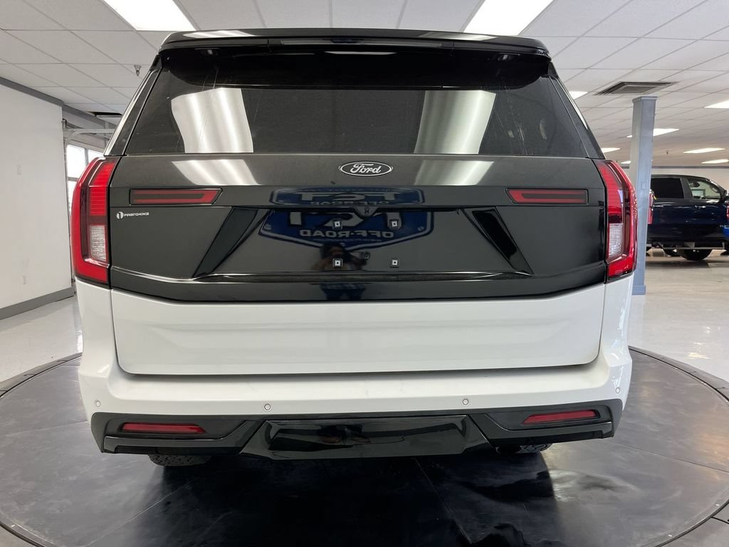 Used 2025 Ford Expedition Tremor AWD/4WD image 7