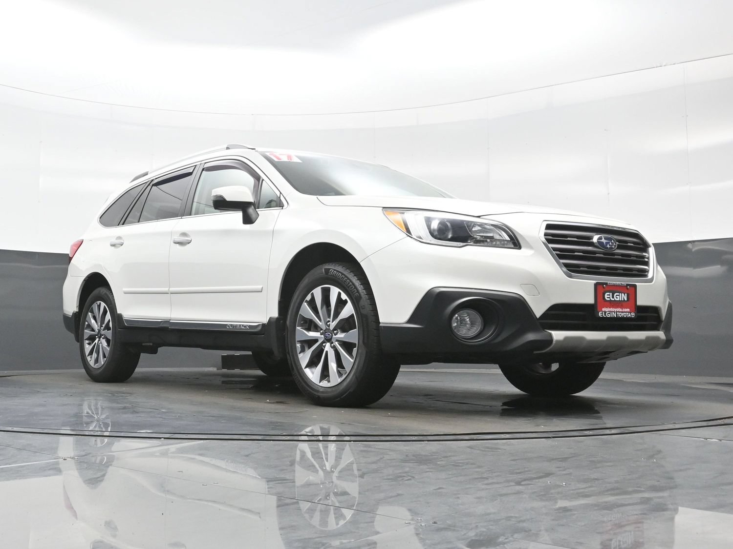 Used 2017 Subaru Outback 2.5i Touring w/ Popular Package #5A AWD/4WD image 28