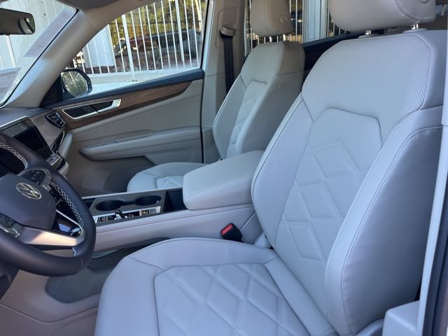 New 2026 Volkswagen Atlas SE FWD image 8